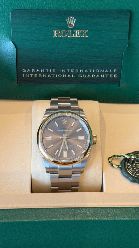 Rolex Oyster Perpetual grey 41mm 134303 2026 Oyster 100th Anniversary Lüks Saat İlanı